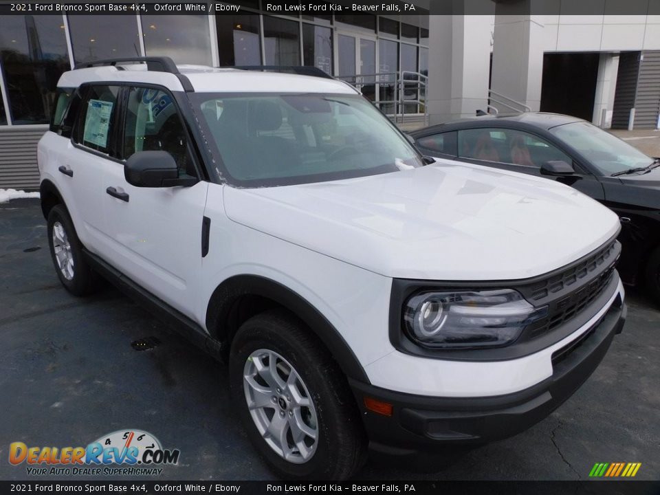 Front 3/4 View of 2021 Ford Bronco Sport Base 4x4 Photo #9
