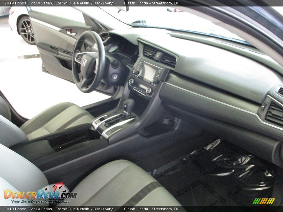 2019 Honda Civic LX Sedan Cosmic Blue Metallic / Black/Ivory Photo #15