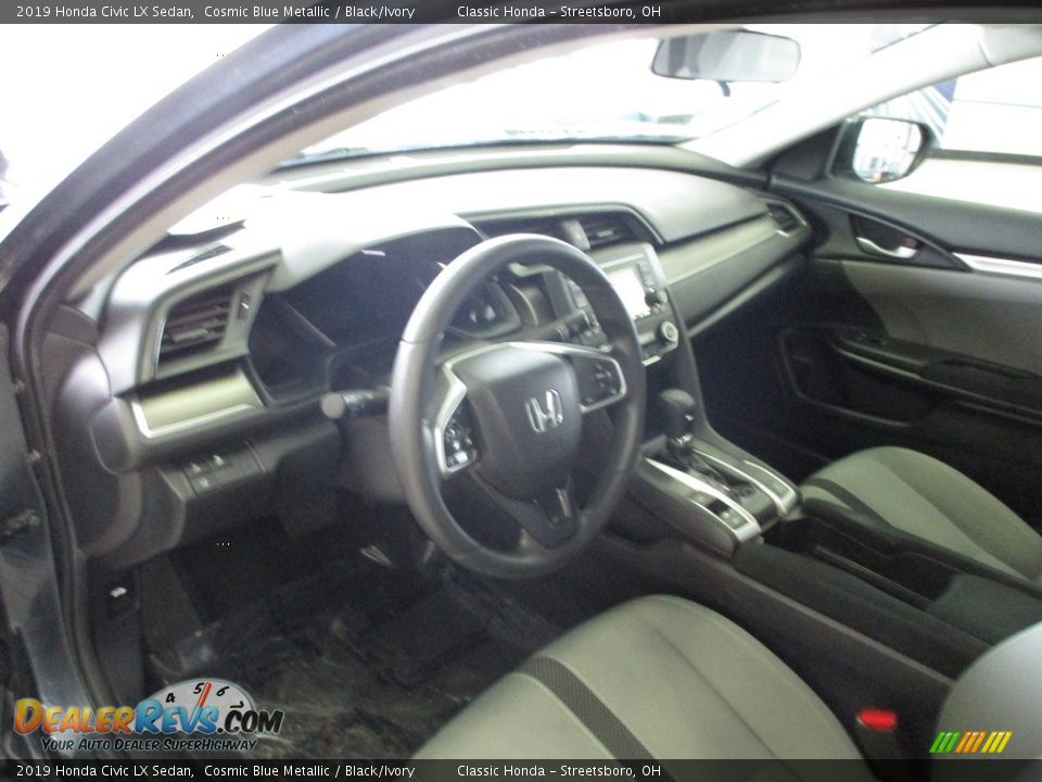 2019 Honda Civic LX Sedan Cosmic Blue Metallic / Black/Ivory Photo #26