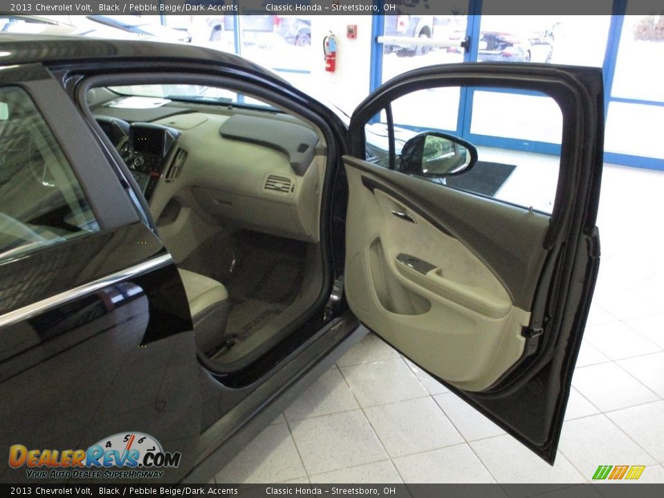2013 Chevrolet Volt Black / Pebble Beige/Dark Accents Photo #16