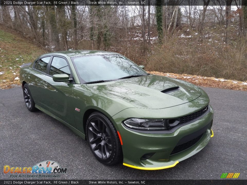 Front 3/4 View of 2021 Dodge Charger Scat Pack Photo #4