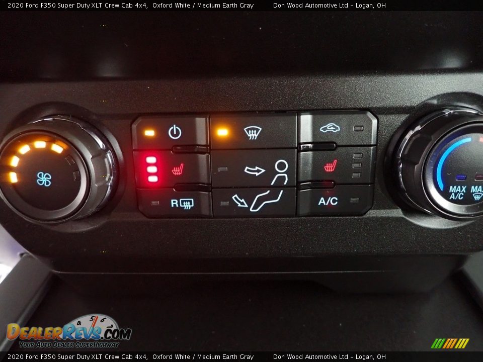 2020 Ford F350 Super Duty XLT Crew Cab 4x4 Oxford White / Medium Earth Gray Photo #3