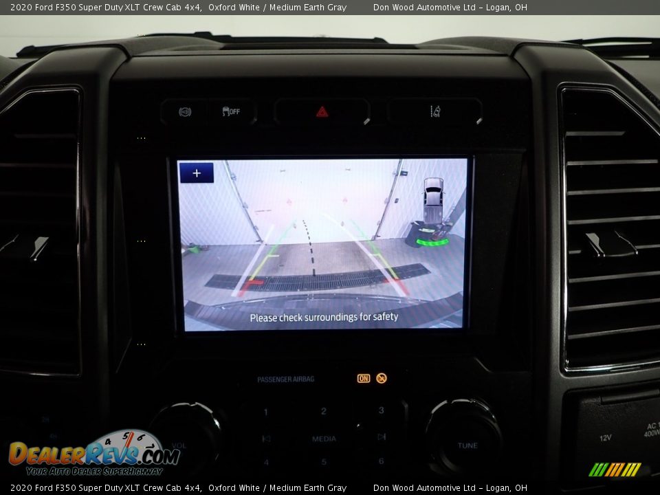 2020 Ford F350 Super Duty XLT Crew Cab 4x4 Oxford White / Medium Earth Gray Photo #4