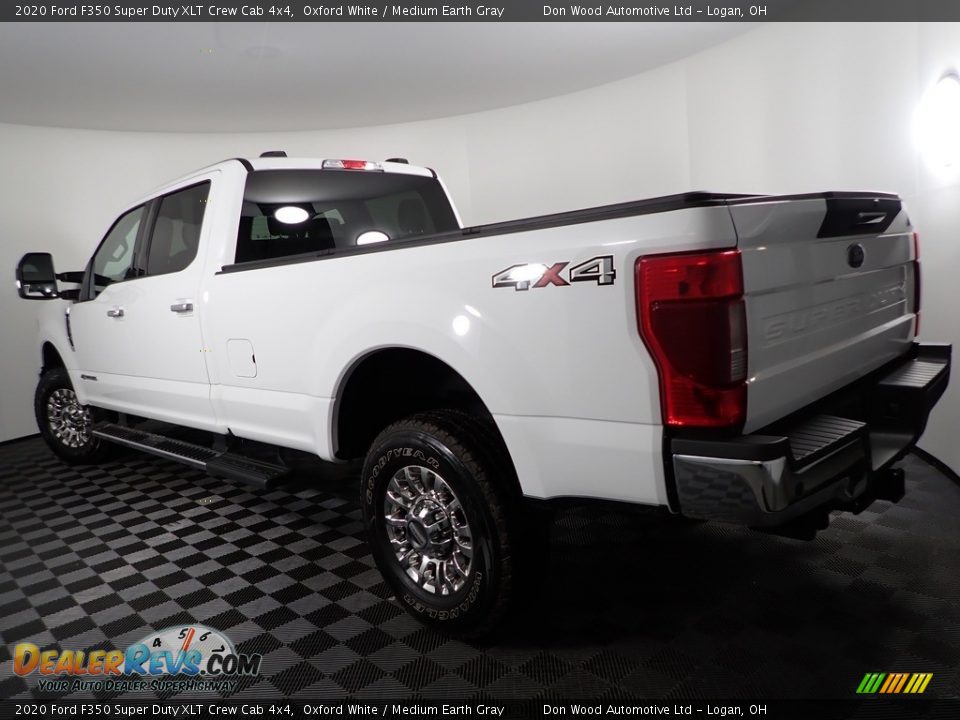 2020 Ford F350 Super Duty XLT Crew Cab 4x4 Oxford White / Medium Earth Gray Photo #9