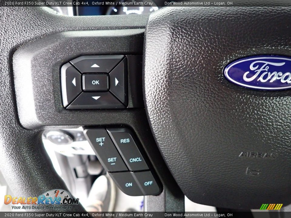 2020 Ford F350 Super Duty XLT Crew Cab 4x4 Oxford White / Medium Earth Gray Photo #19