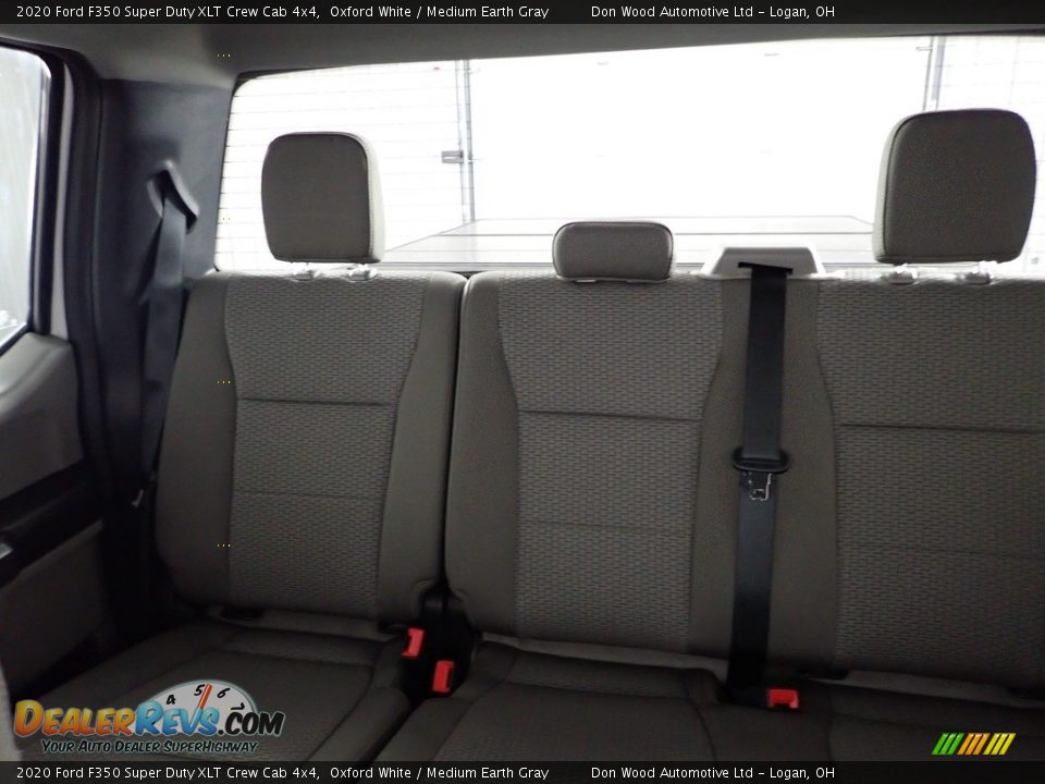 2020 Ford F350 Super Duty XLT Crew Cab 4x4 Oxford White / Medium Earth Gray Photo #24