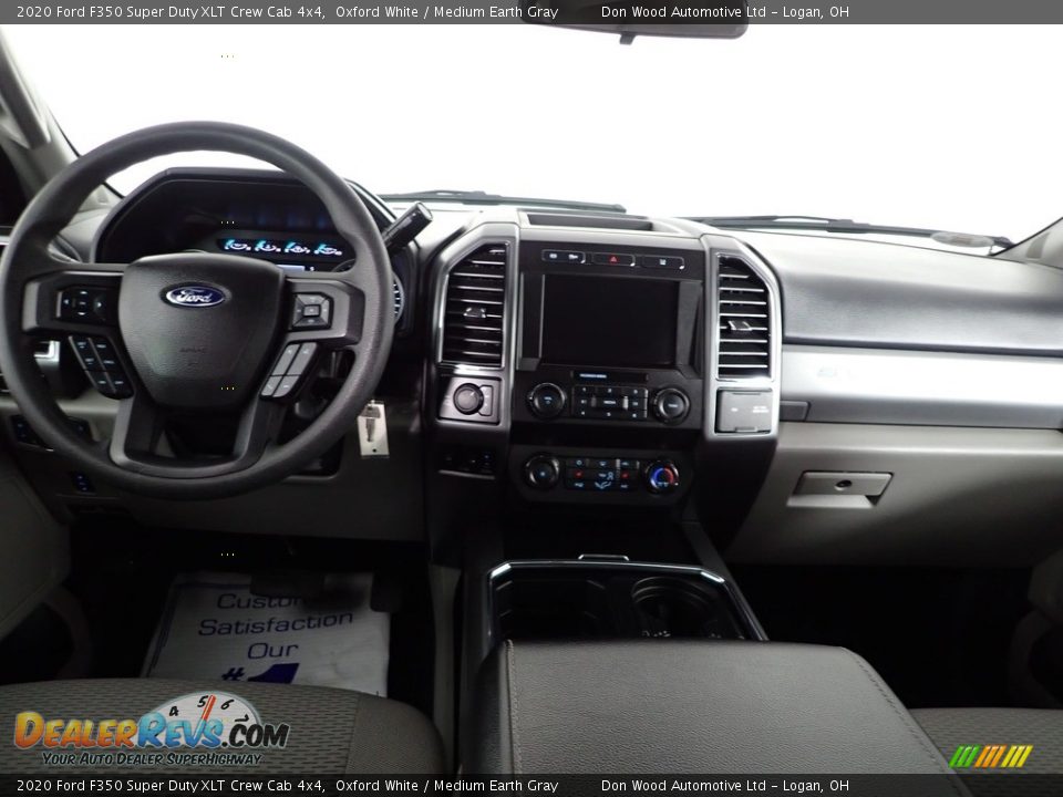 2020 Ford F350 Super Duty XLT Crew Cab 4x4 Oxford White / Medium Earth Gray Photo #30