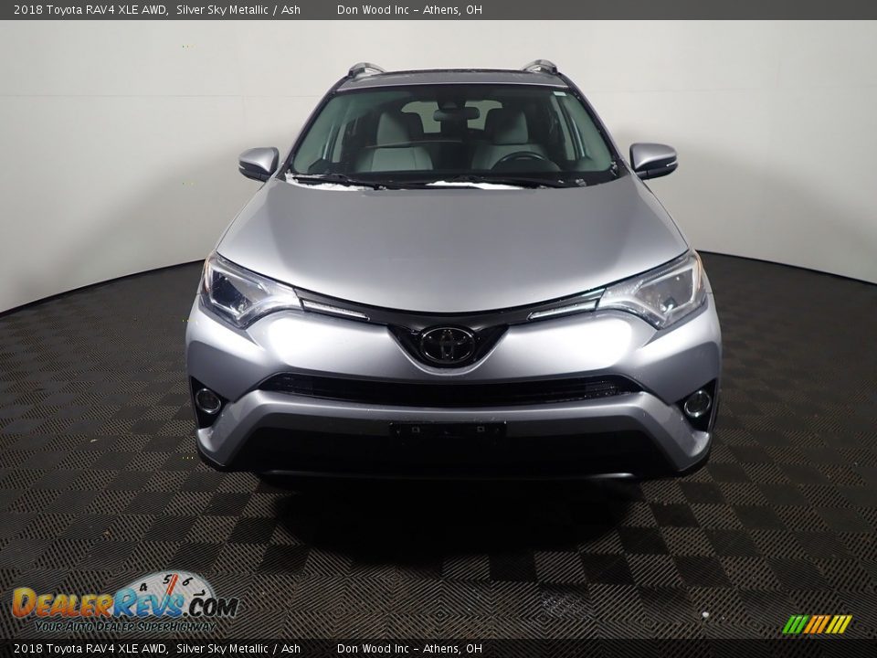 2018 Toyota RAV4 XLE AWD Silver Sky Metallic / Ash Photo #6