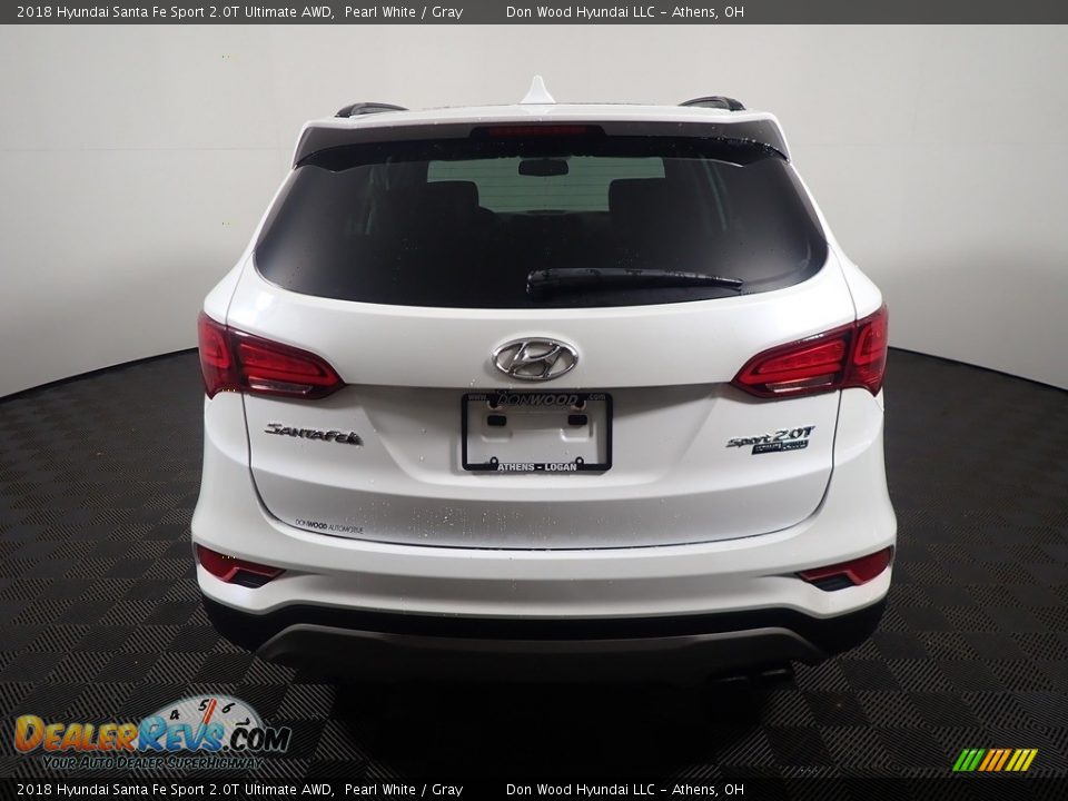 2018 Hyundai Santa Fe Sport 2.0T Ultimate AWD Pearl White / Gray Photo #16