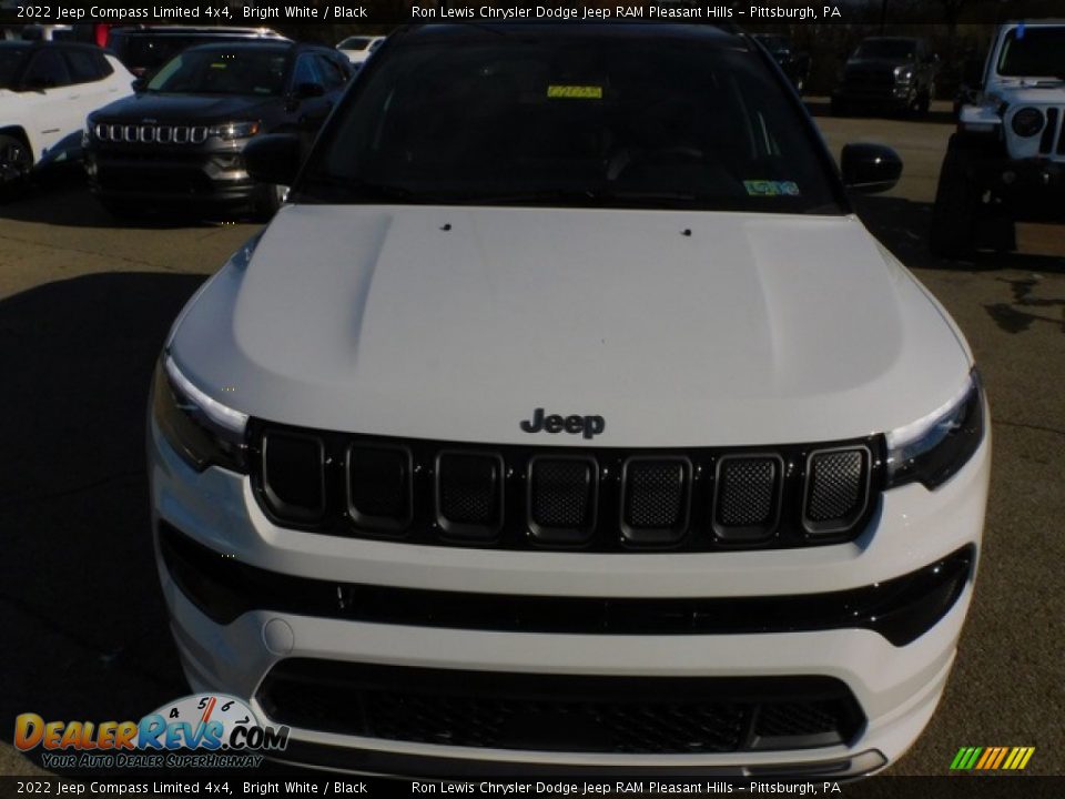 2022 Jeep Compass Limited 4x4 Bright White / Black Photo #2