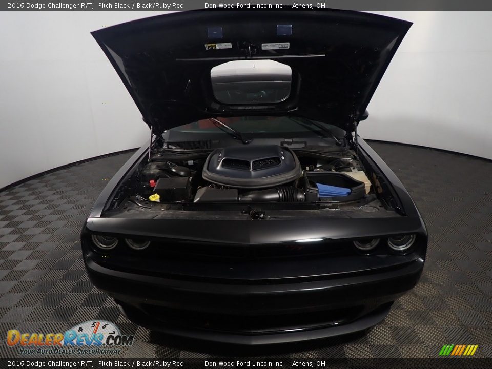 2016 Dodge Challenger R/T Pitch Black / Black/Ruby Red Photo #8