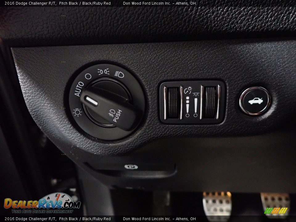 2016 Dodge Challenger R/T Pitch Black / Black/Ruby Red Photo #30