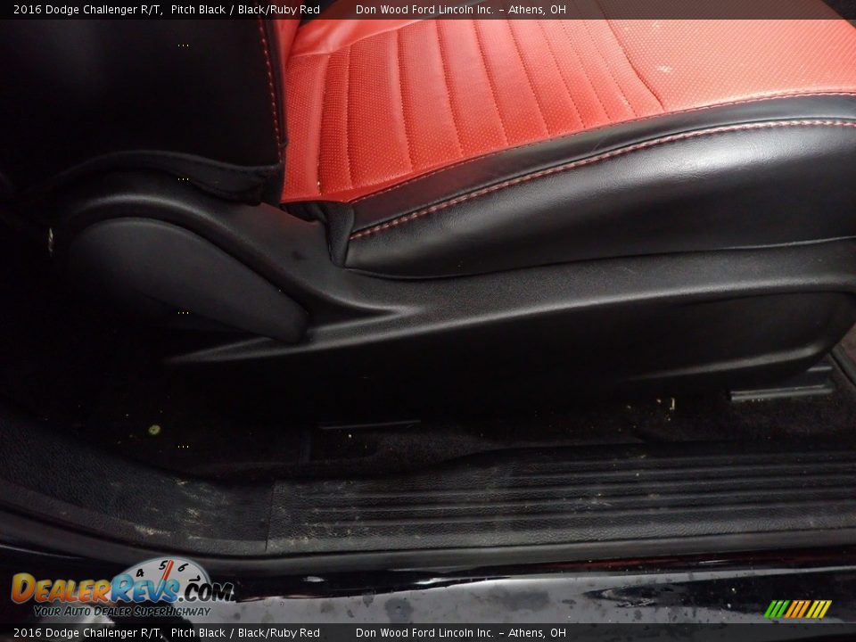 2016 Dodge Challenger R/T Pitch Black / Black/Ruby Red Photo #35
