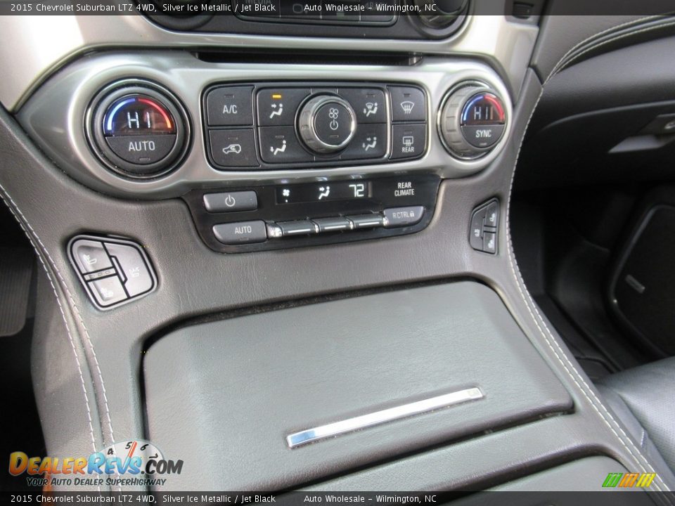 2015 Chevrolet Suburban LTZ 4WD Silver Ice Metallic / Jet Black Photo #18