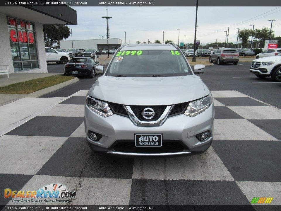 2016 Nissan Rogue SL Brilliant Silver / Charcoal Photo #2