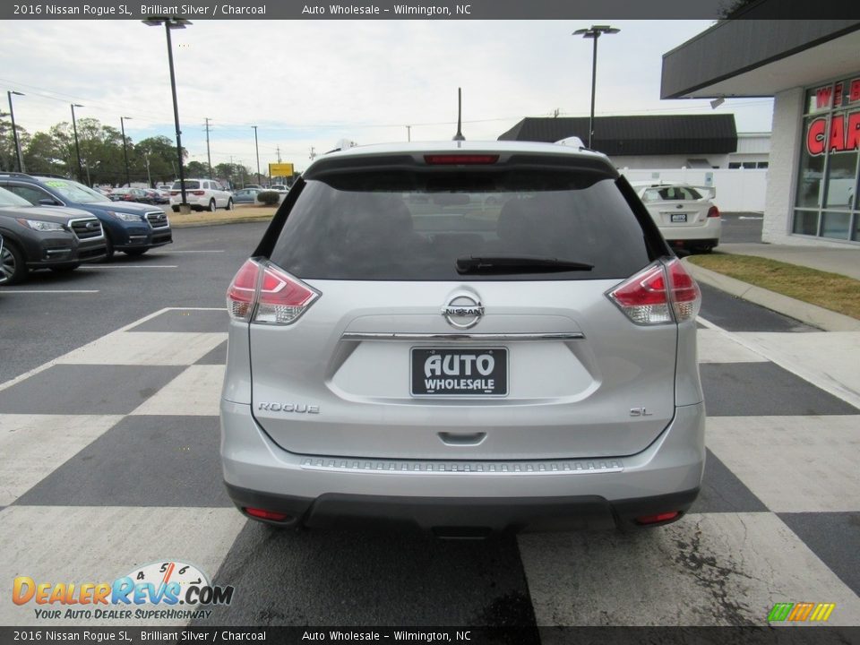 2016 Nissan Rogue SL Brilliant Silver / Charcoal Photo #7