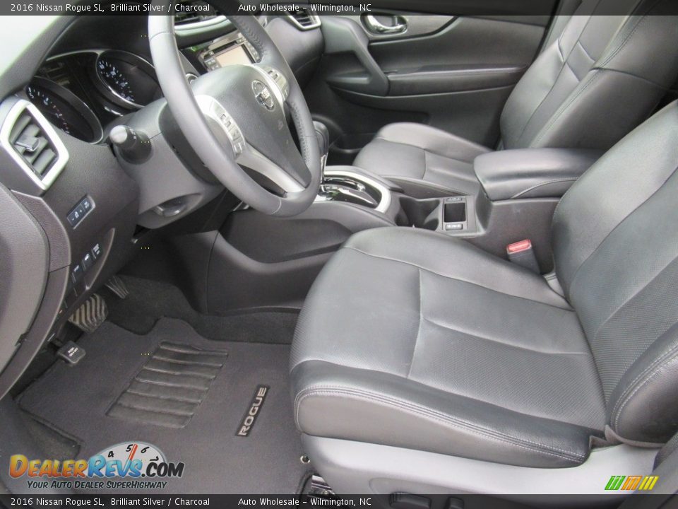 2016 Nissan Rogue SL Brilliant Silver / Charcoal Photo #11