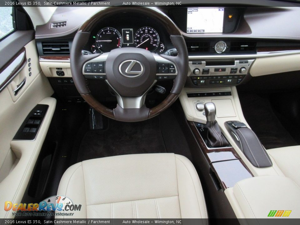 Dashboard of 2016 Lexus ES 350 Photo #15