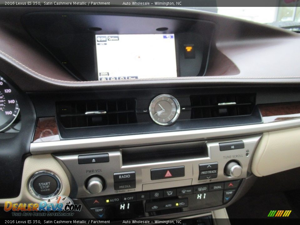 2016 Lexus ES 350 Satin Cashmere Metallic / Parchment Photo #17