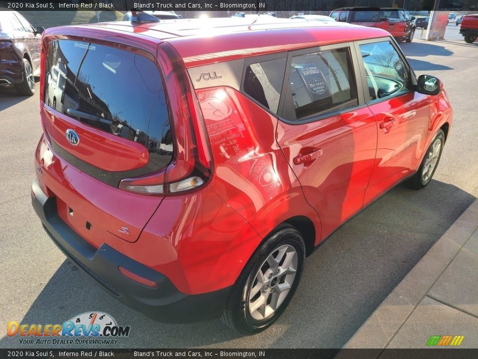 2020 Kia Soul S Inferno Red / Black Photo #31