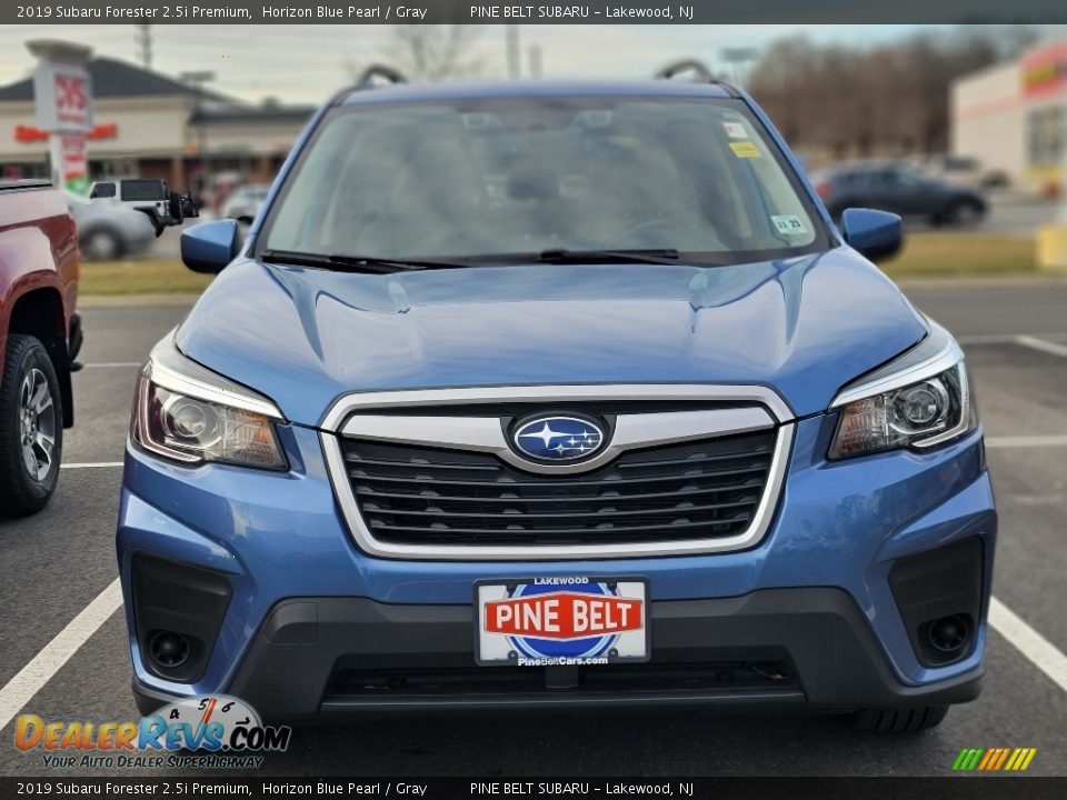 2019 Subaru Forester 2.5i Premium Horizon Blue Pearl / Gray Photo #2