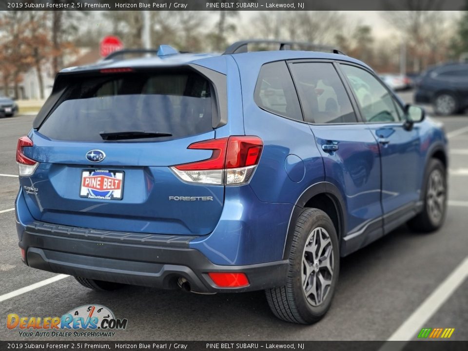 2019 Subaru Forester 2.5i Premium Horizon Blue Pearl / Gray Photo #3