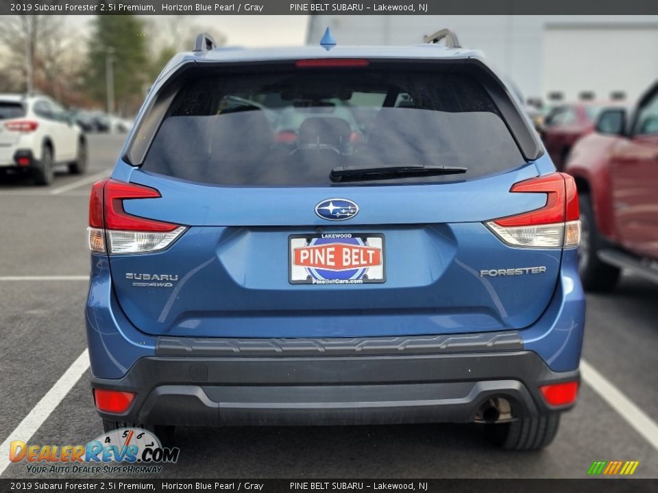 2019 Subaru Forester 2.5i Premium Horizon Blue Pearl / Gray Photo #4