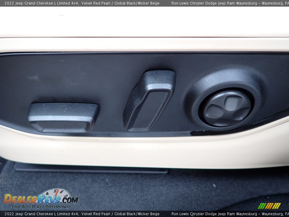 2022 Jeep Grand Cherokee L Limited 4x4 Velvet Red Pearl / Global Black/Wicker Beige Photo #17
