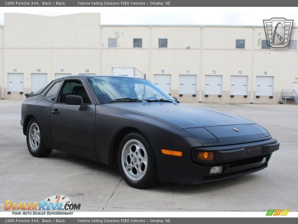 1986 Porsche 944 Black / Black Photo #30