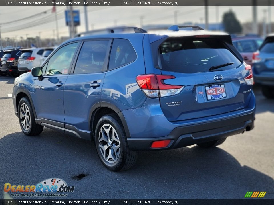 2019 Subaru Forester 2.5i Premium Horizon Blue Pearl / Gray Photo #19