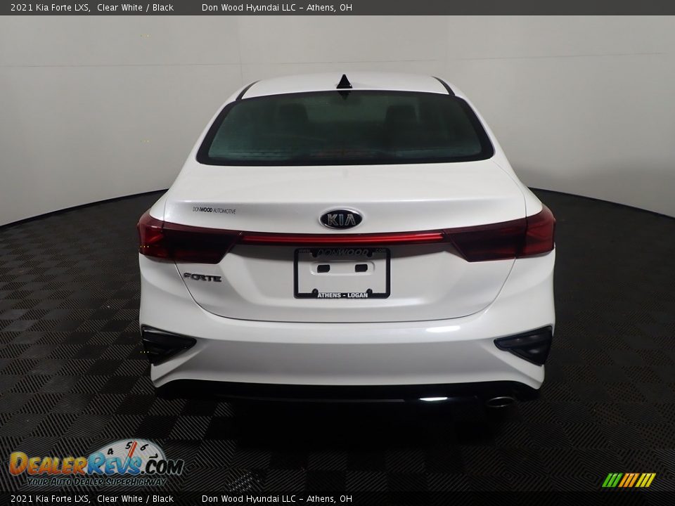 2021 Kia Forte LXS Clear White / Black Photo #13