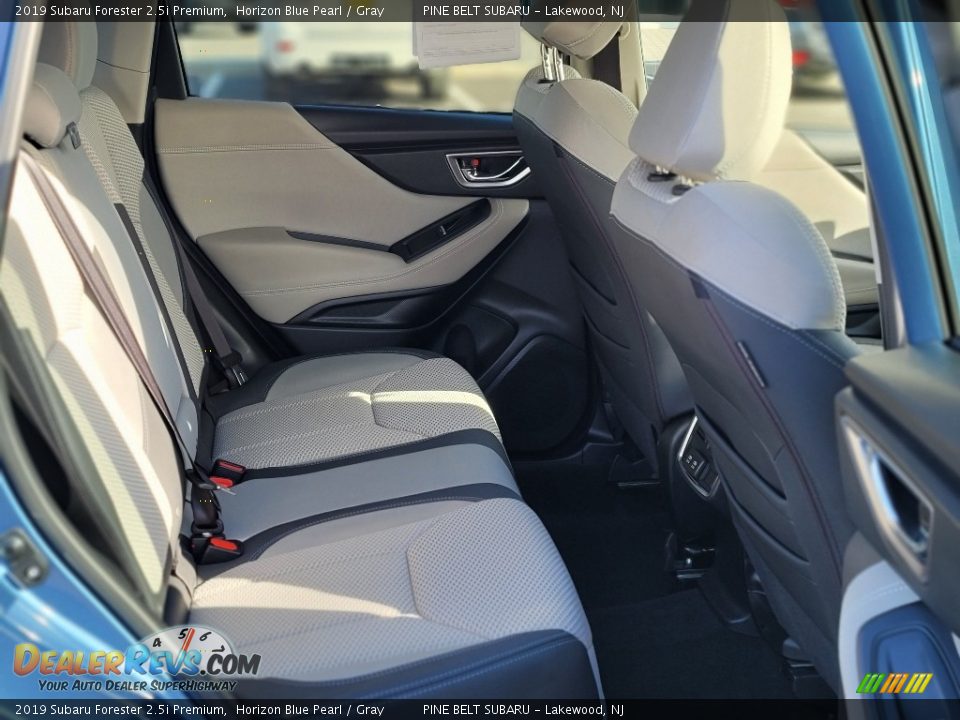 2019 Subaru Forester 2.5i Premium Horizon Blue Pearl / Gray Photo #28
