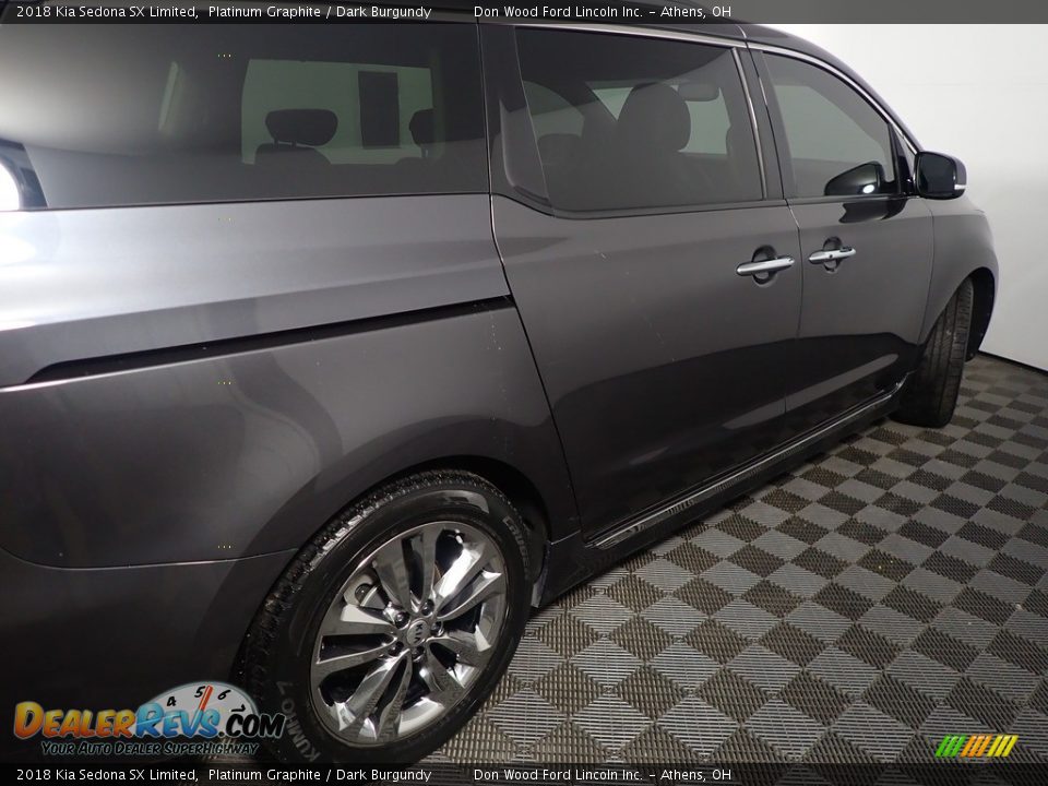 2018 Kia Sedona SX Limited Platinum Graphite / Dark Burgundy Photo #22