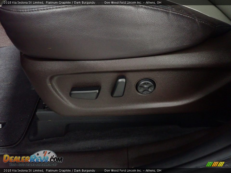 2018 Kia Sedona SX Limited Platinum Graphite / Dark Burgundy Photo #26