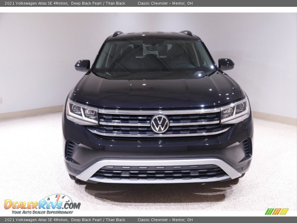 2021 Volkswagen Atlas SE 4Motion Deep Black Pearl / Titan Black Photo #2