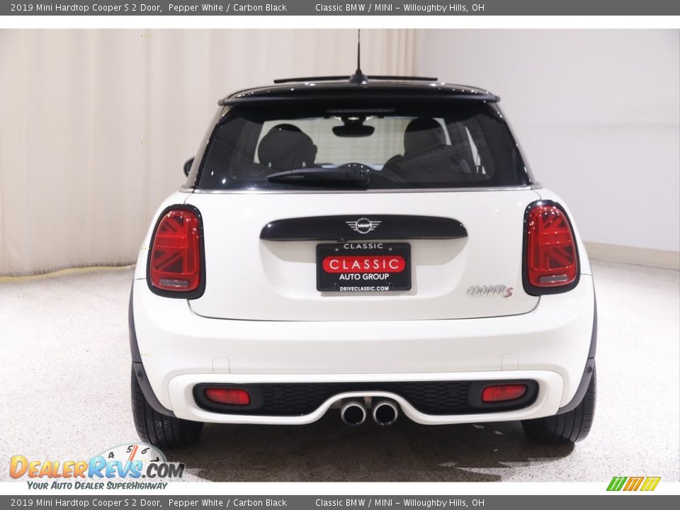 2019 Mini Hardtop Cooper S 2 Door Pepper White / Carbon Black Photo #18