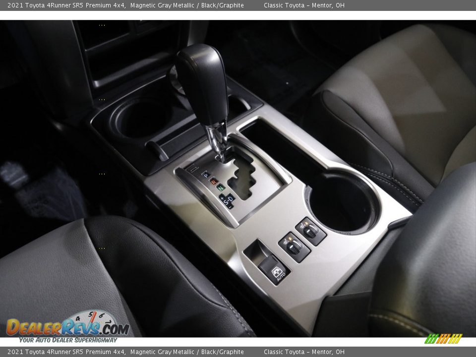 2021 Toyota 4Runner SR5 Premium 4x4 Shifter Photo #13