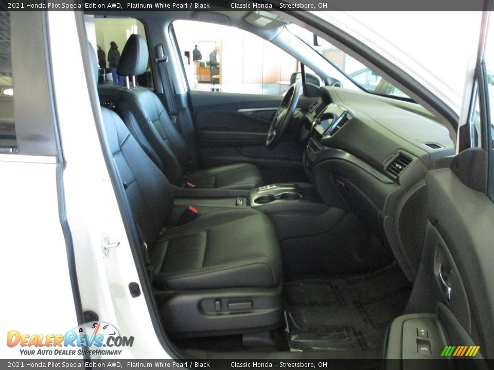2021 Honda Pilot Special Edition AWD Platinum White Pearl / Black Photo #17