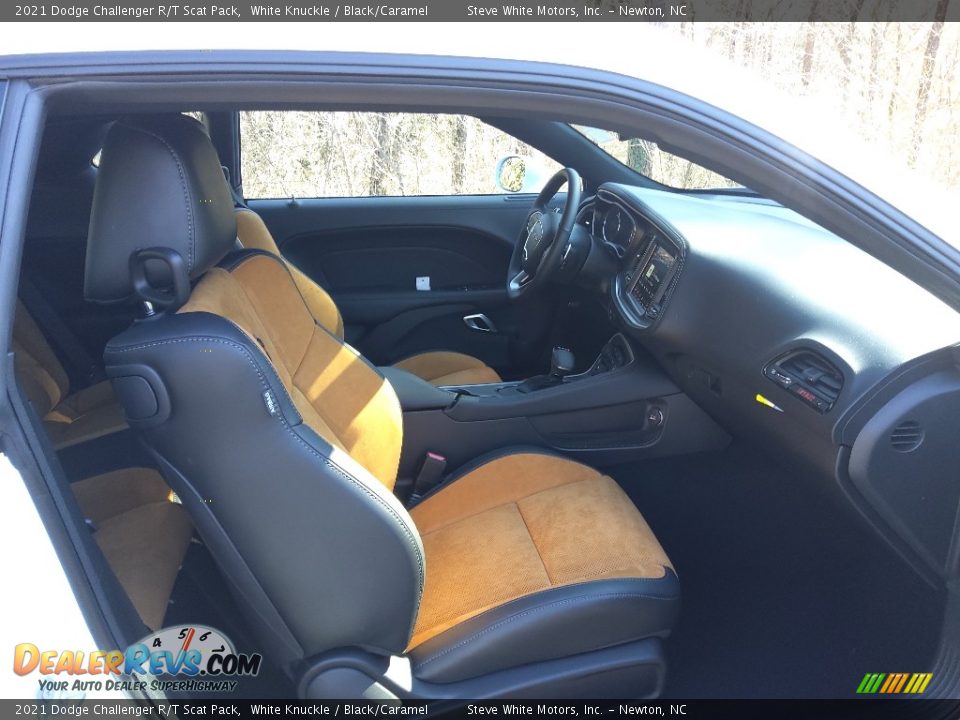 Front Seat of 2021 Dodge Challenger R/T Scat Pack Photo #15