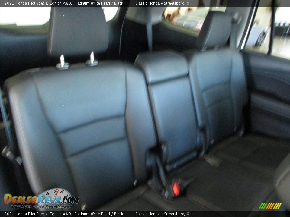 2021 Honda Pilot Special Edition AWD Platinum White Pearl / Black Photo #22