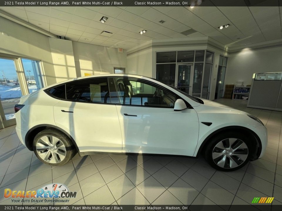 2021 Tesla Model Y Long Range AWD Pearl White Multi-Coat / Black Photo #3