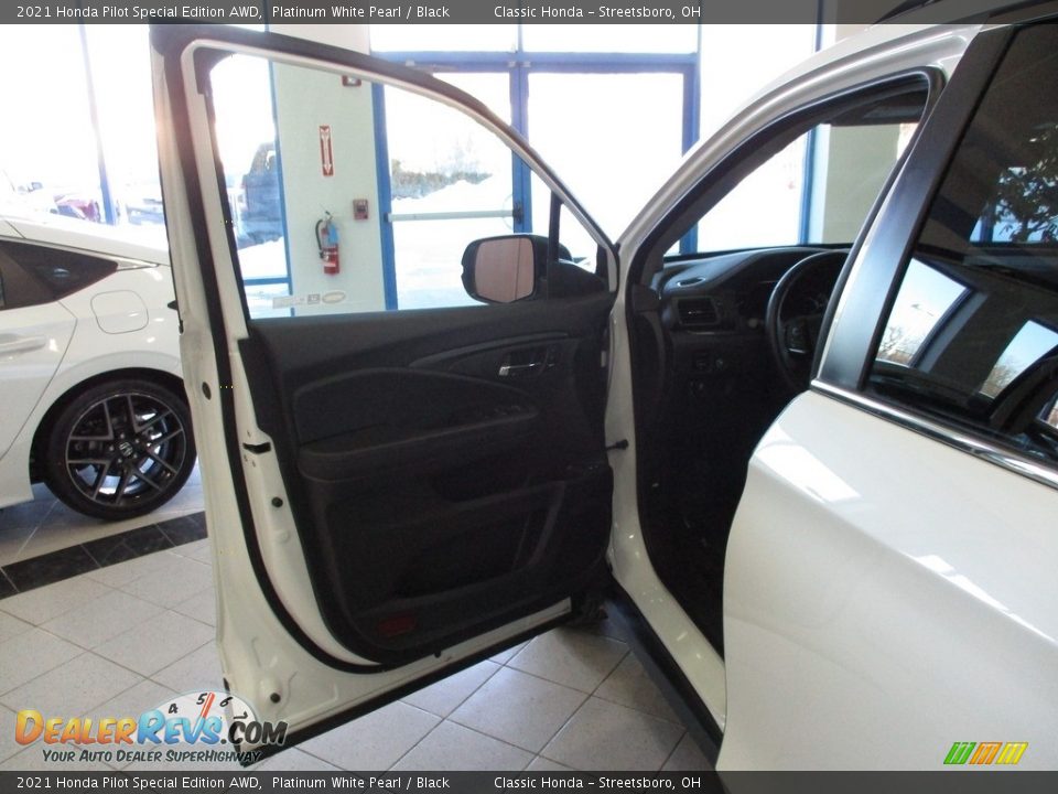 2021 Honda Pilot Special Edition AWD Platinum White Pearl / Black Photo #26