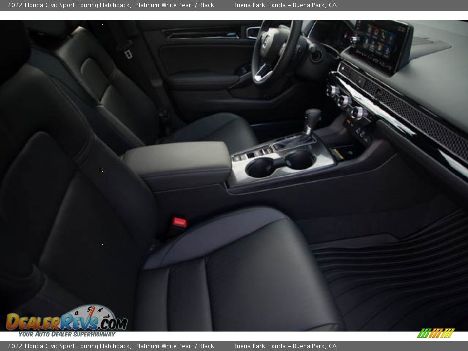 2022 Honda Civic Sport Touring Hatchback Platinum White Pearl / Black Photo #30