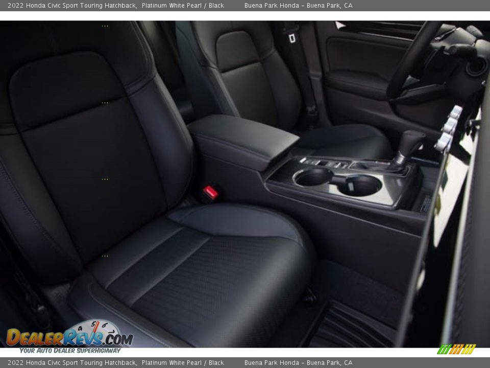 2022 Honda Civic Sport Touring Hatchback Platinum White Pearl / Black Photo #31