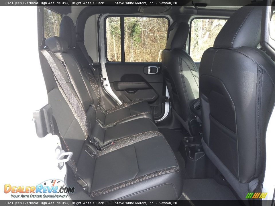 2021 Jeep Gladiator High Altitude 4x4 Bright White / Black Photo #16