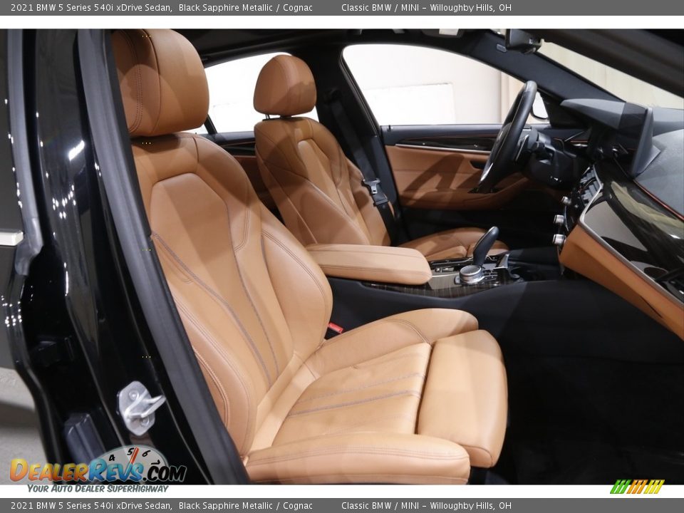 2021 BMW 5 Series 540i xDrive Sedan Black Sapphire Metallic / Cognac Photo #22