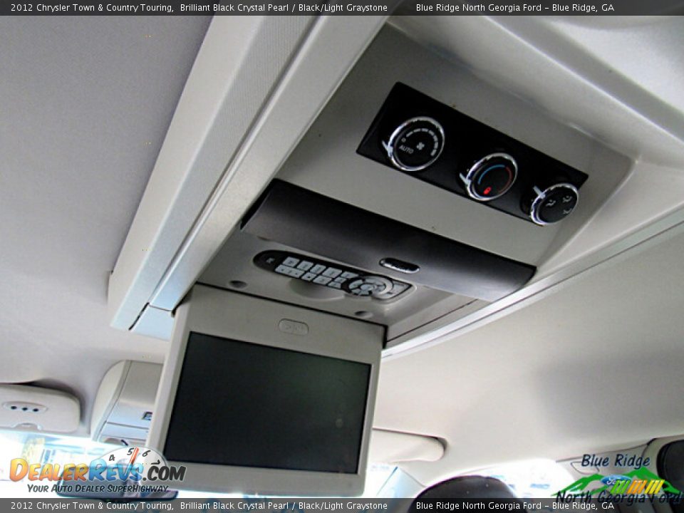 2012 Chrysler Town & Country Touring Brilliant Black Crystal Pearl / Black/Light Graystone Photo #19
