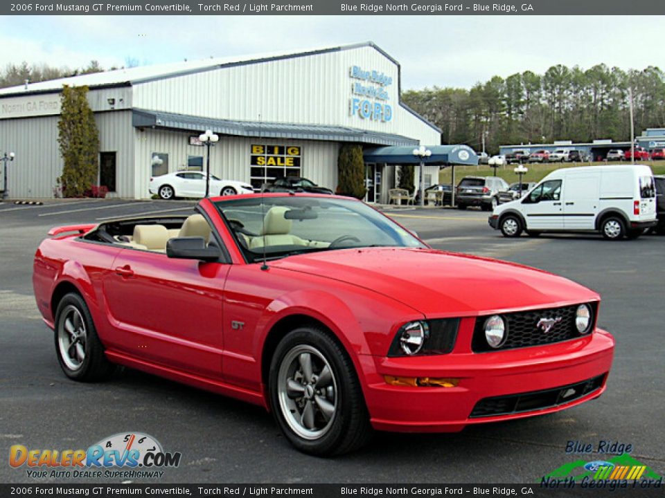 2006 Ford Mustang GT Premium Convertible Torch Red / Light Parchment Photo #7