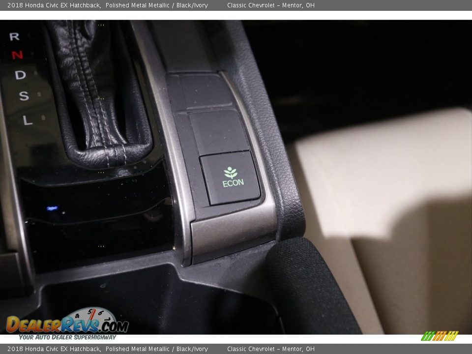 2018 Honda Civic EX Hatchback Polished Metal Metallic / Black/Ivory Photo #14