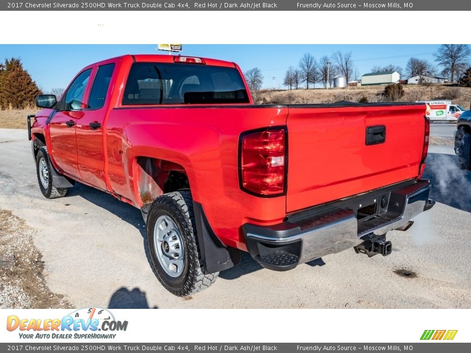 2017 Chevrolet Silverado 2500HD Work Truck Double Cab 4x4 Red Hot / Dark Ash/Jet Black Photo #4